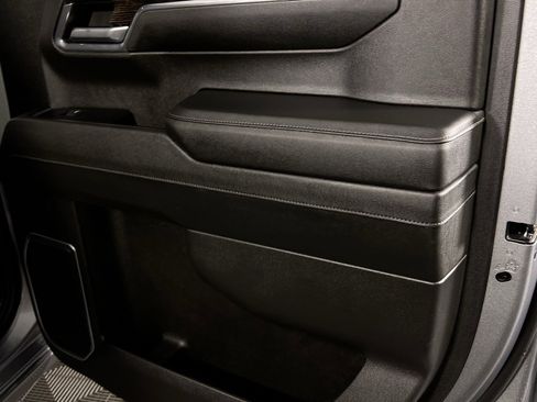 Used 2024 GMC Sierra 1500 SLE image 29