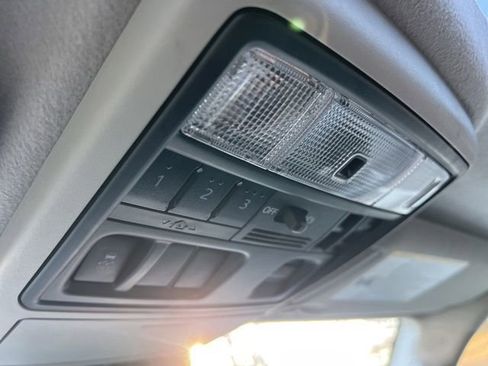 Used 2021 Toyota 4Runner SR5 Premium image 14