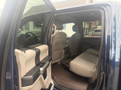 Used 2018 Ford F150 XLT w/ Equipment Group 302A Luxury AWD/4WD image 13