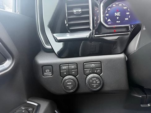 New 2026 Chevrolet Silverado 1500 RST w/ Convenience Package II AWD/4WD image 28