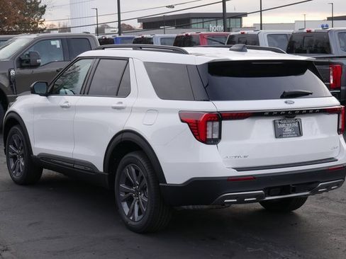 New 2026 Ford Explorer Active w/ Active Comfort Package image 11