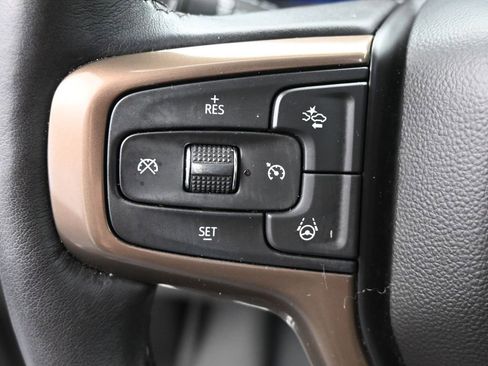 Used 2024 Chevrolet Tahoe High Country w/ Advanced Technology Package image 31