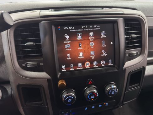 Used 2016 RAM 2500 Tradesman w/ Chrome Appearance Group image 21