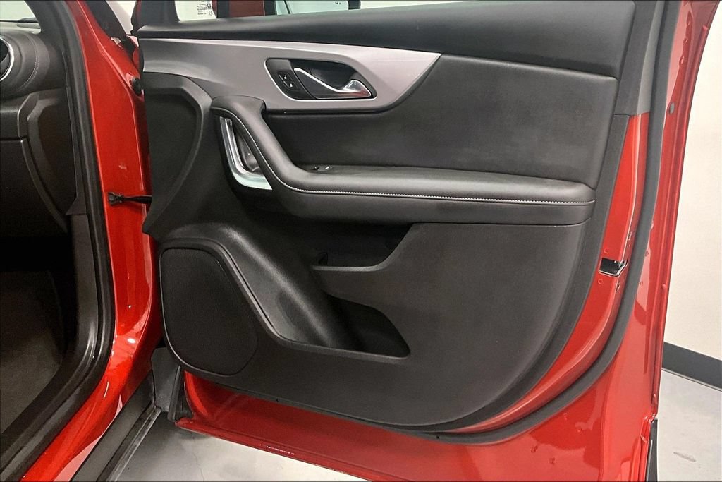 Used 2022 Chevrolet Blazer LT FWD image 18