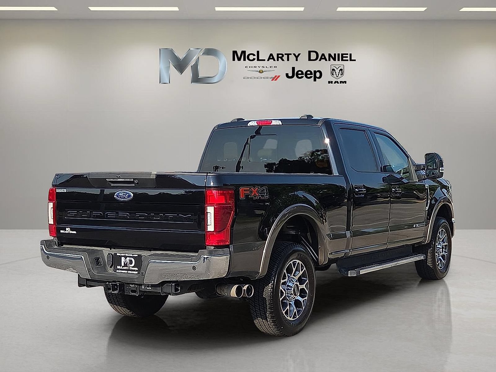 Used 2021 Ford F250 Lariat w/ Lariat Ultimate Package AWD/4WD image 5