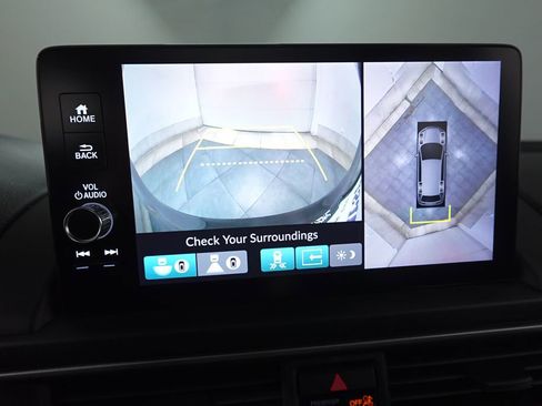 Used 2025 Honda Pilot Black Edition image 19