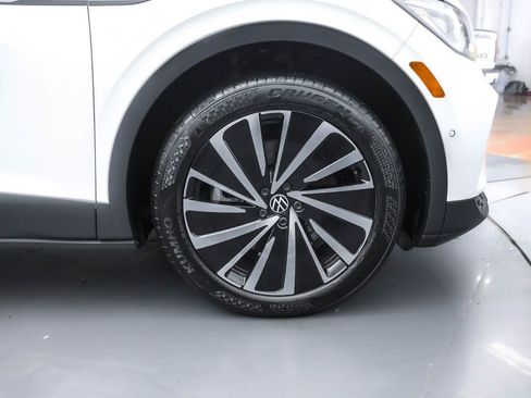 Used 2024 Volkswagen ID.4 S image 31