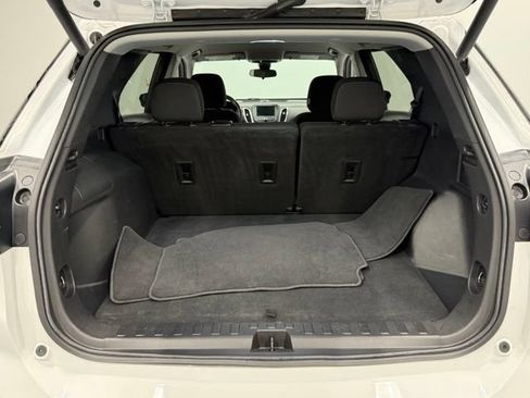 Used 2022 Chevrolet Equinox LT FWD image 34
