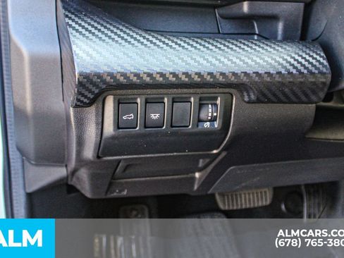 Used 2025 Subaru Ascent Premium AWD/4WD image 34