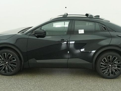 New 2026 Toyota C-HR AWD/4WD image 19