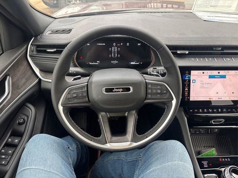 New 2026 Jeep Grand Cherokee Altitude AWD/4WD image 14