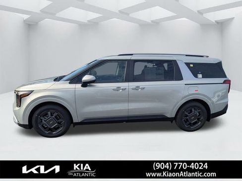 New 2026 Kia Carnival EX FWD image 7