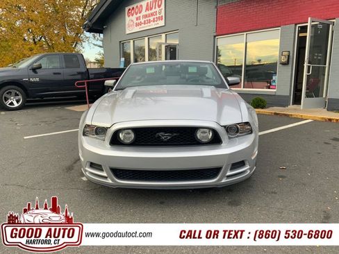 Used 2014 Ford Mustang GT Premium image 2
