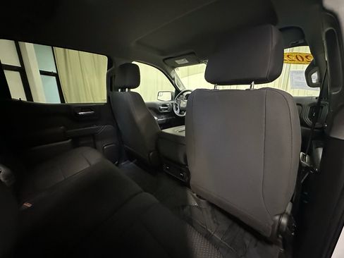 Used 2022 Chevrolet Silverado 1500 Custom w/ LPO, Blackout Package image 23