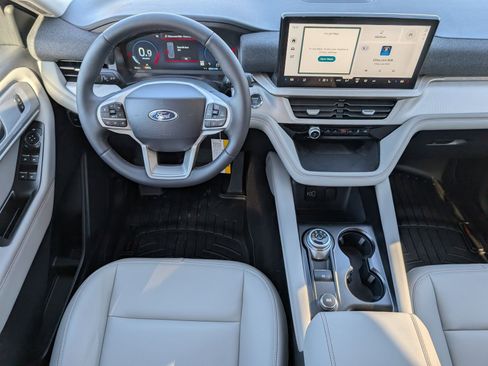New 2026 Ford Explorer Active w/ Active Comfort Package RWD image 6