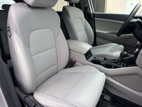 Used 2021 Hyundai Tucson Value FWD image 13