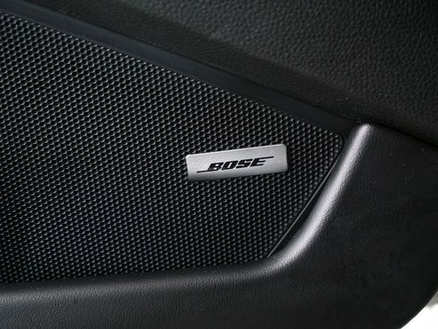 Certified 2025 Porsche 911 Carrera RWD image 7