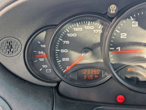 Used 1999 Porsche 911 Cabriolet image 19
