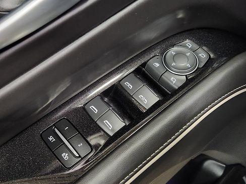 Used 2023 Cadillac Escalade V AWD/4WD image 48