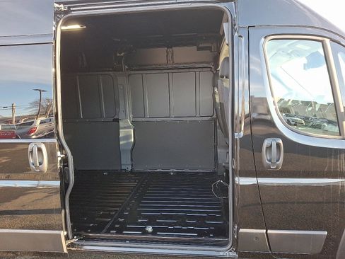 New 2025 RAM ProMaster 2500 w/ Quick Order Package 22H SLT+ image 5