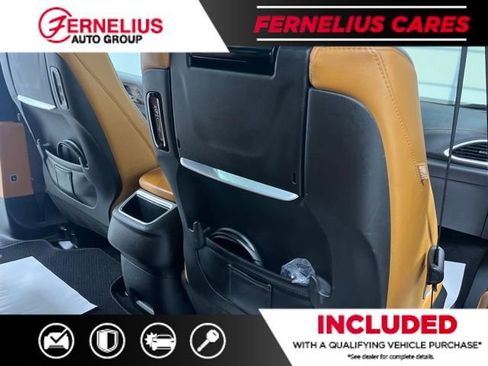 Used 2021 Chrysler Pacifica Pinnacle AWD/4WD image 19