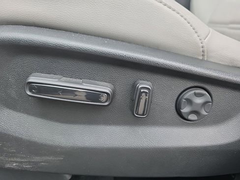 Used 2022 Honda CR-V EX-L image 11