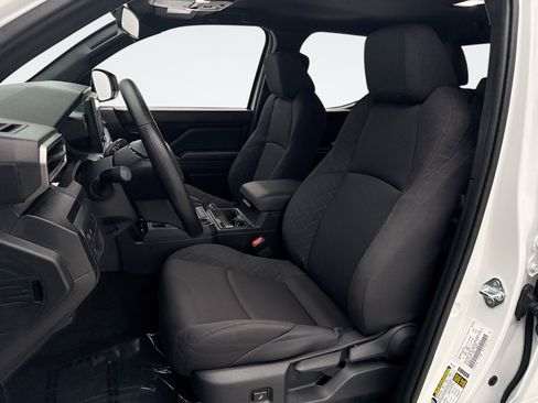 Used 2025 Toyota Tacoma SR image 11