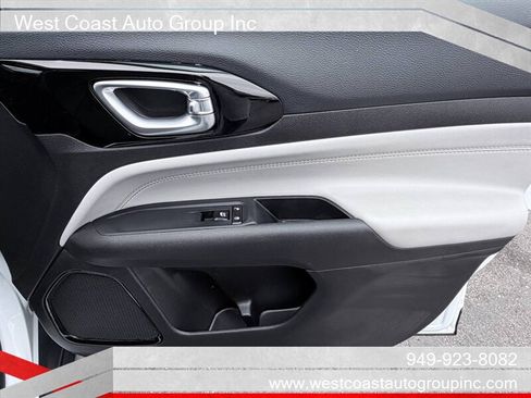 Used 2025 Jeep Compass Limited AWD/4WD image 20