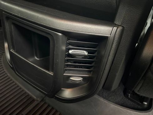 Used 2025 RAM 1500 Big Horn AWD/4WD image 37