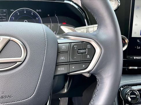 Used 2025 Lexus NX 250 FWD w/ Accessory Package (Z1) image 22