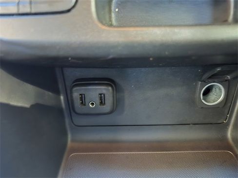 Used 2019 Chevrolet Colorado Z71 w/ Z71 Midnight Edition image 19