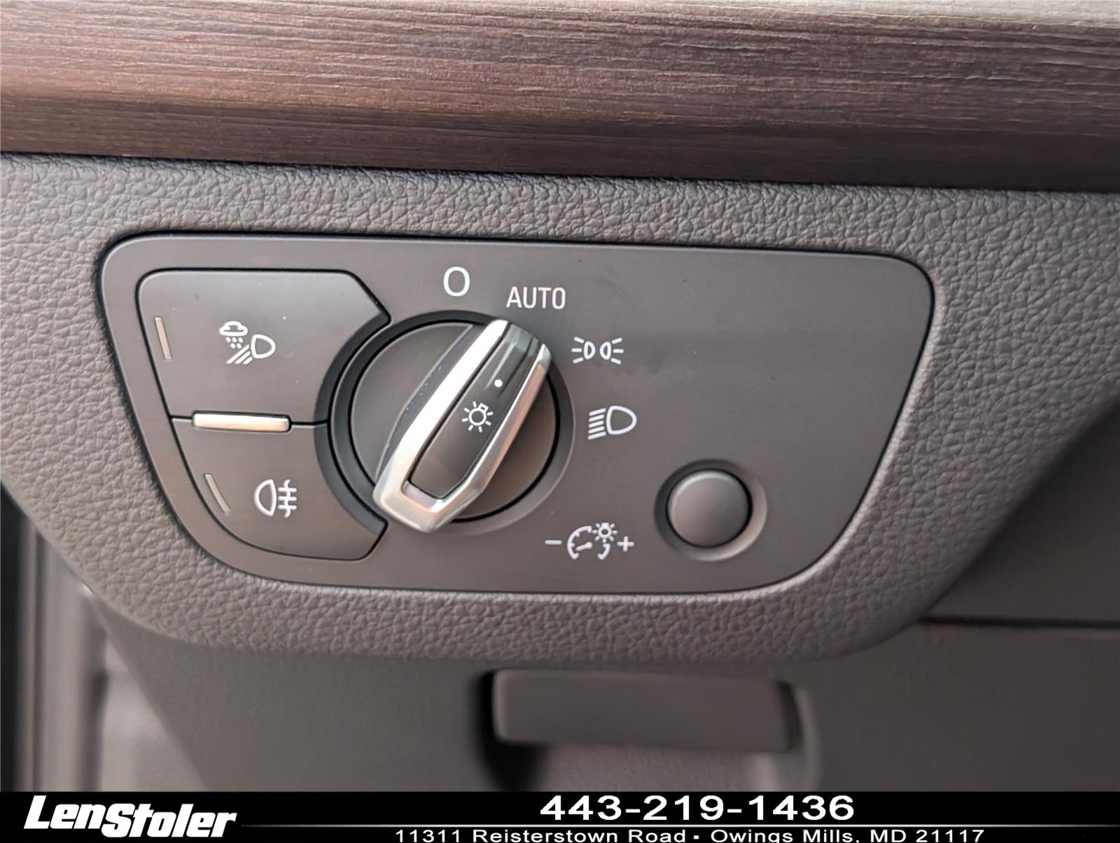 Used 2023 Audi Q5 2.0T Premium w/ Convenience Package AWD/4WD image 23