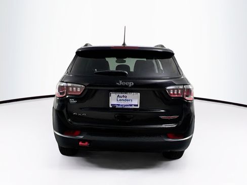 Used 2022 Jeep Compass Trailhawk AWD/4WD image 6