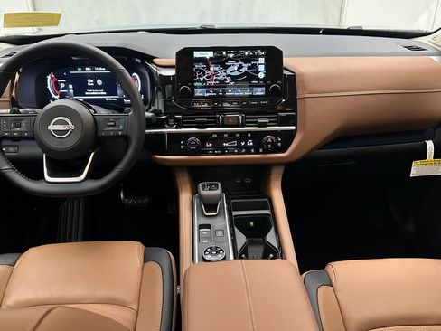 New 2025 Nissan Pathfinder Platinum w/ Cargo Package image 25