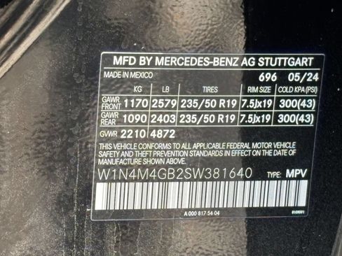 Used 2025 Mercedes-Benz GLB 250 image 10