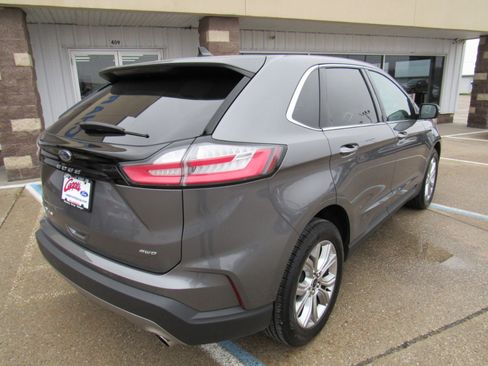 Used 2024 Ford Edge Titanium image 7