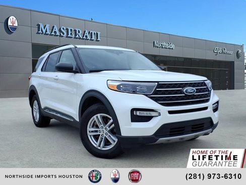 Used 2022 Ford Explorer XLT w/ Equipment Group 202A image 1