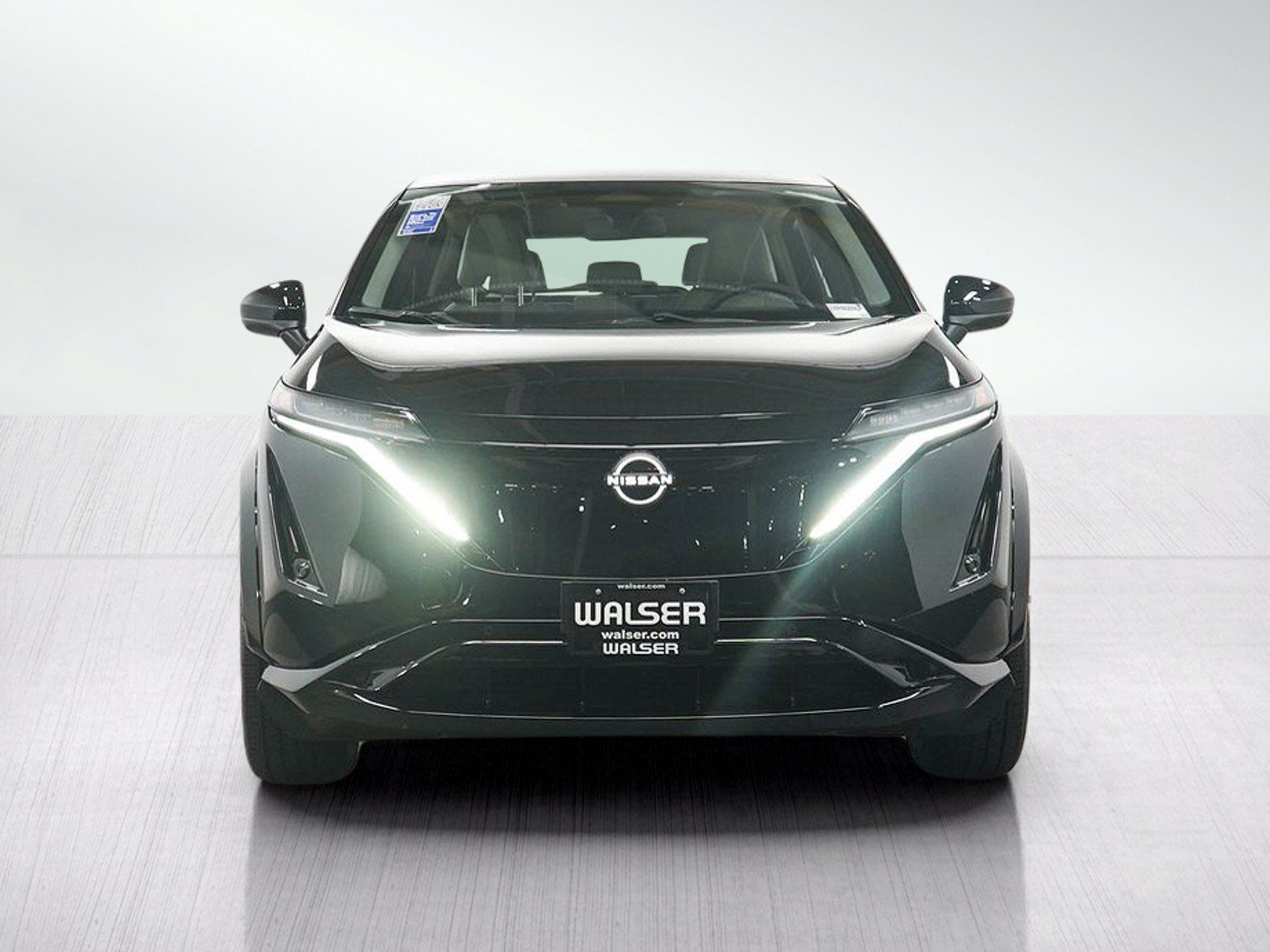 Used 2023 Nissan Ariya AWD image 9