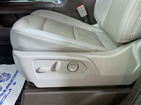 Used 2024 GMC Sierra 1500 SLT w/ SLT Premium Plus Package image 20