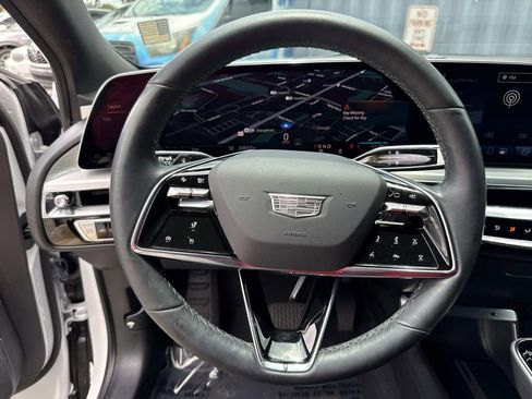 Used 2024 Cadillac Lyriq Luxury w/ LPO, Floor Liner Package RWD image 41