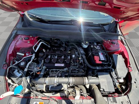 Used 2018 Honda Accord Sport image 17