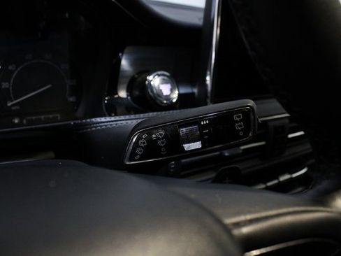 Used 2022 Lincoln Corsair Standard image 15