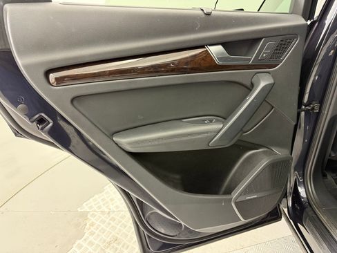 Used 2019 Audi Q5 2.0T Premium Plus image 28