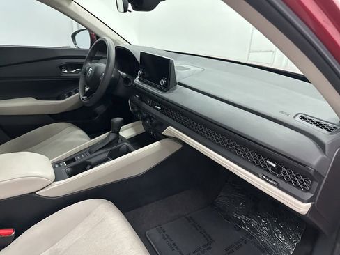 Used 2023 Honda Accord EX image 21