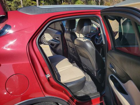 Used 2017 Buick Encore Preferred image 8