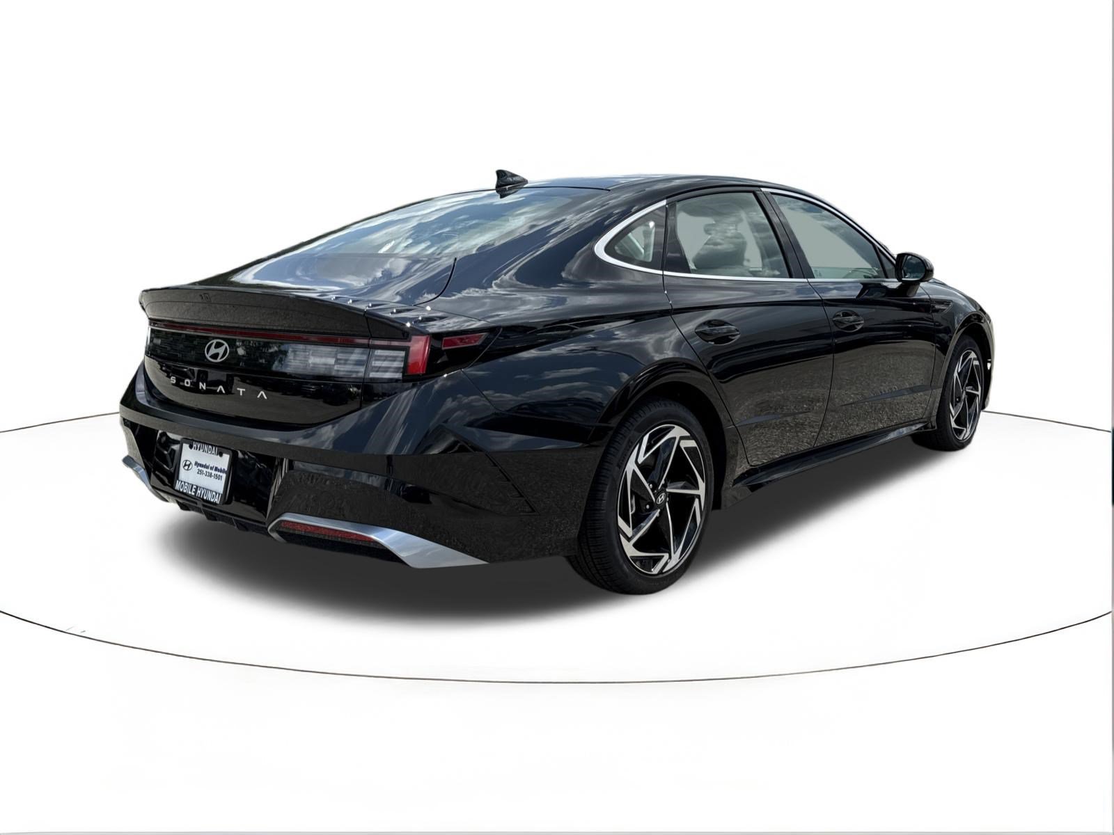 New 2026 Hyundai Sonata SEL FWD image 3