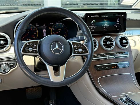 Used 2022 Mercedes-Benz GLC 300 image 39