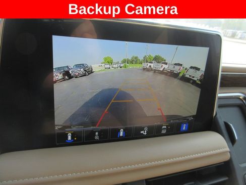 Certified 2023 Chevrolet Suburban Premier w/ Premium Package AWD/4WD image 19