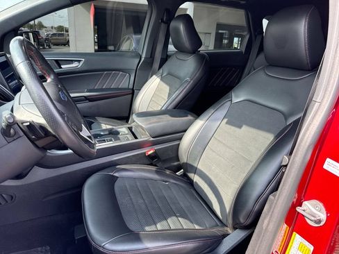 Used 2022 Ford Edge ST-Line w/ Class II Trailer Tow Package AWD/4WD image 21