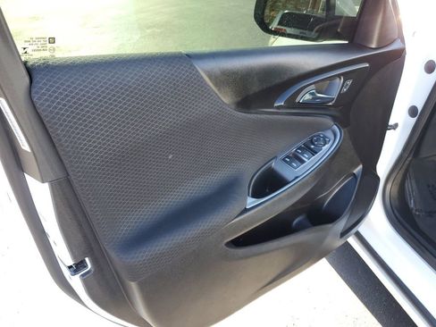 Used 2023 Chevrolet Malibu LT w/ Driver Confidence Package image 6